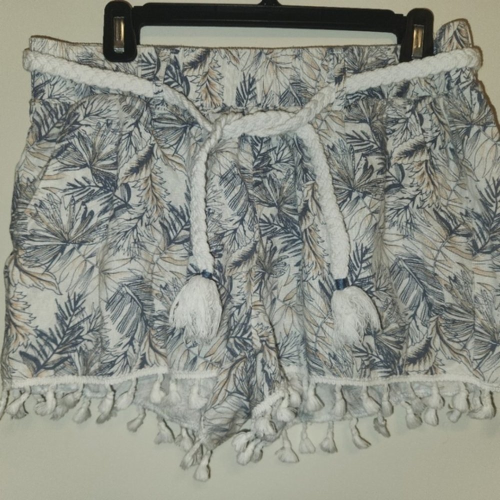 Rehash Shorts Size Large